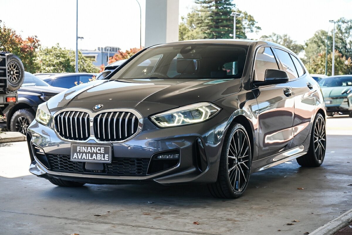 BMW 1 Series image 4