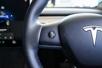 https://vehicle-cdn.autoleague.cloud/31373_U309808_16.jpg