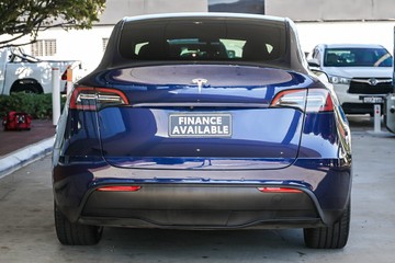 https://vehicle-cdn.autoleague.cloud/31373_U309808_7.jpg