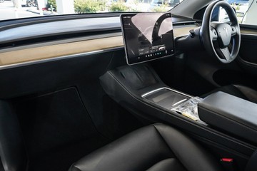 https://vehicle-cdn.autoleague.cloud/31373_U309809_24.jpg