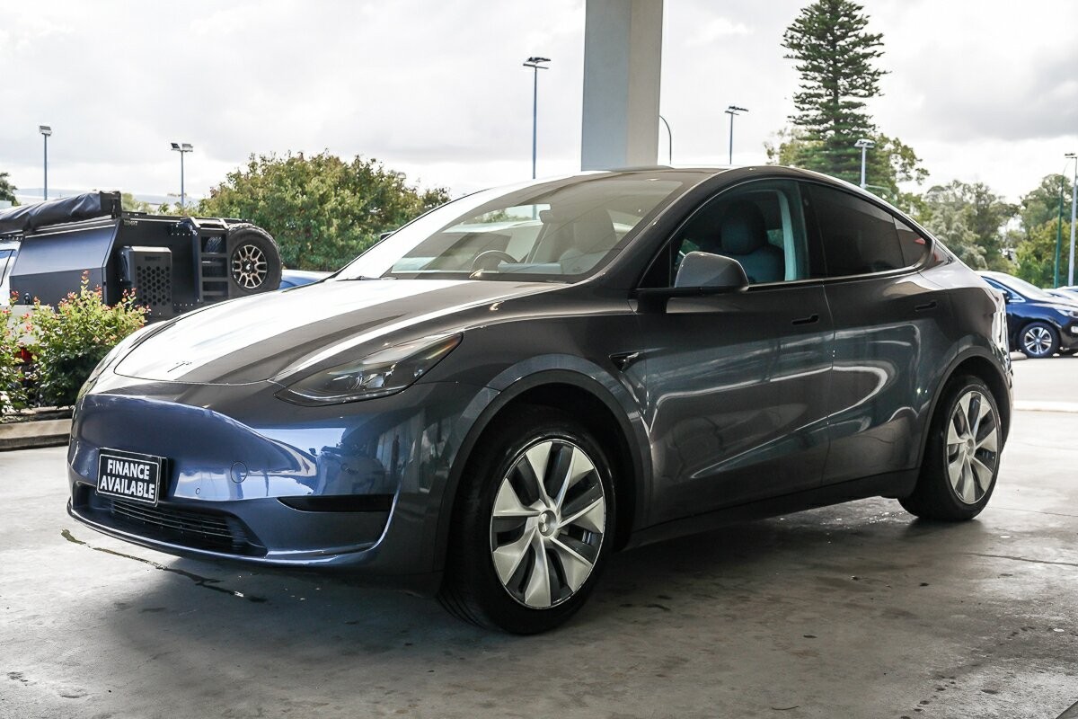 Tesla Model Y image 4