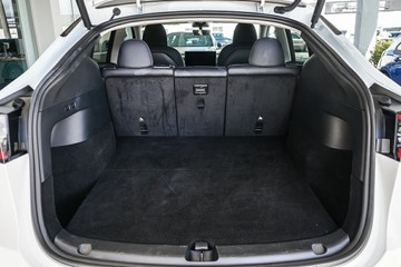 https://vehicle-cdn.autoleague.cloud/31373_U309810_10.jpg