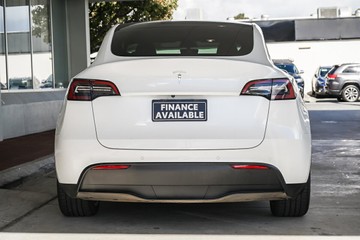 https://vehicle-cdn.autoleague.cloud/31373_U309810_7.jpg
