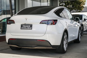 https://vehicle-cdn.autoleague.cloud/31373_U309810_8.jpg