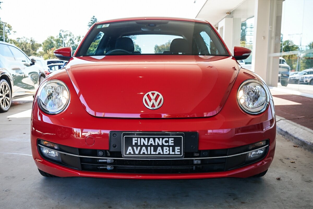 Volkswagen Beetle image 3