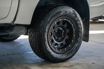https://vehicle-cdn.autoleague.cloud/31373_U309816_4.jpg