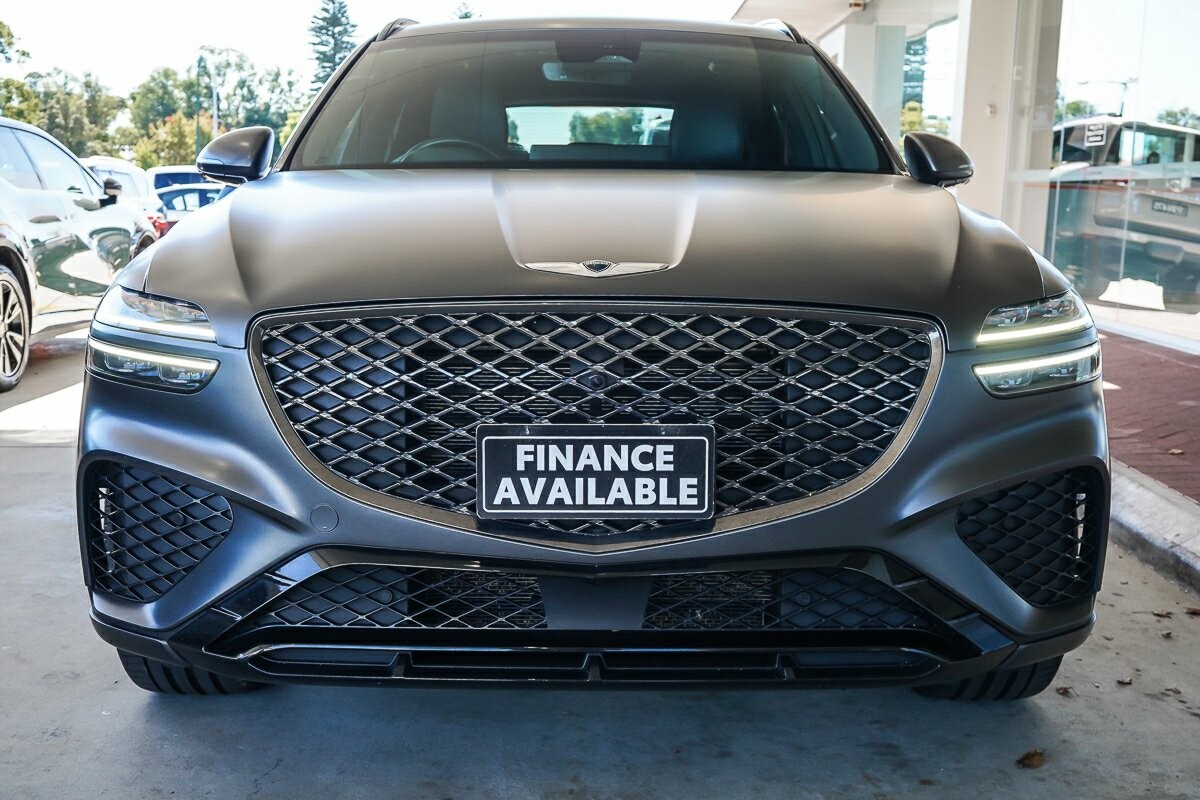 Genesis Gv70 image 3