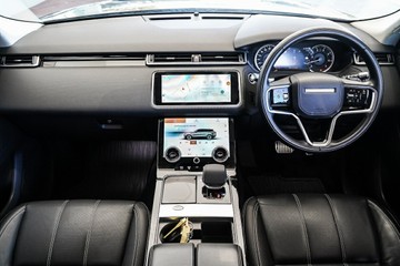 https://vehicle-cdn.autoleague.cloud/31373_U309819_13.jpg