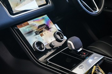 https://vehicle-cdn.autoleague.cloud/31373_U309819_25.jpg