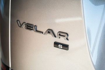 https://vehicle-cdn.autoleague.cloud/31373_U309819_9.jpg