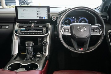 https://vehicle-cdn.autoleague.cloud/31373_U309820_14.jpg