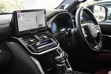 https://vehicle-cdn.autoleague.cloud/31373_U309820_24.jpg