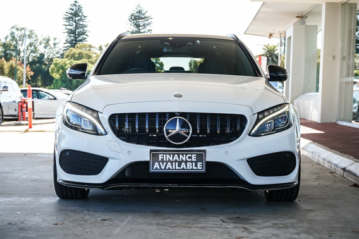 Mercedes Benz C-class image 3