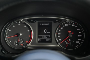 https://vehicle-cdn.autoleague.cloud/31373_U309849_19.jpg