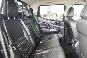 https://vehicle-cdn.autoleague.cloud/31373_U309852_11.jpg