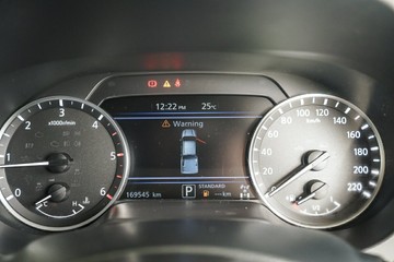 https://vehicle-cdn.autoleague.cloud/31373_U309852_16.jpg