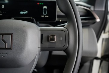 https://vehicle-cdn.autoleague.cloud/31373_U309866_17.jpg