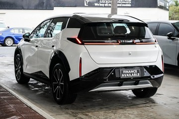 https://vehicle-cdn.autoleague.cloud/31373_U309866_6.jpg
