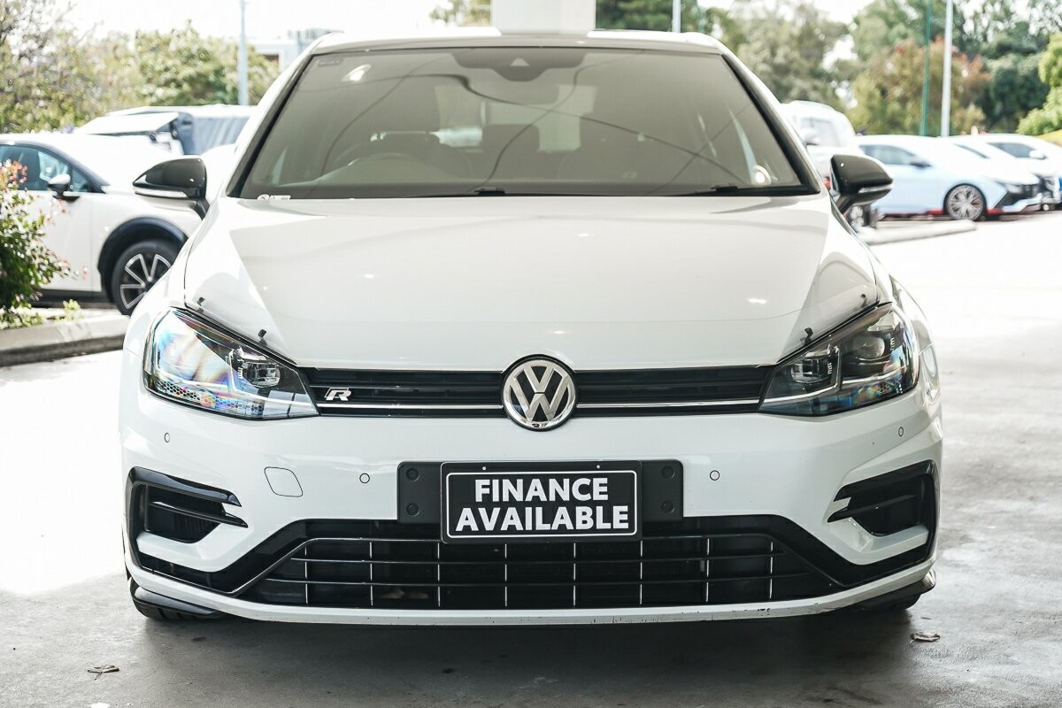 Volkswagen Golf image 3