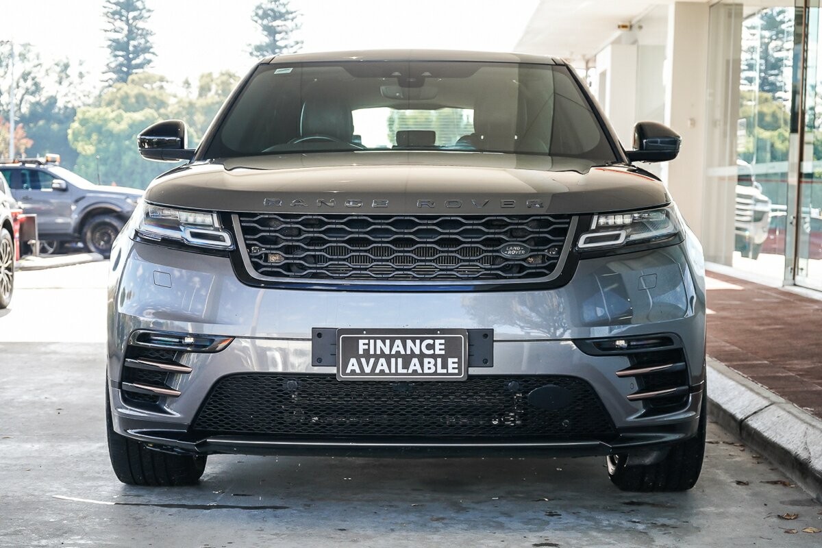 Land Rover Range Rover Velar image 3