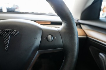 https://vehicle-cdn.autoleague.cloud/31373_U309873_20.jpg