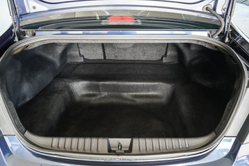 https://vehicle-cdn.autoleague.cloud/31373_U309895_11.jpg