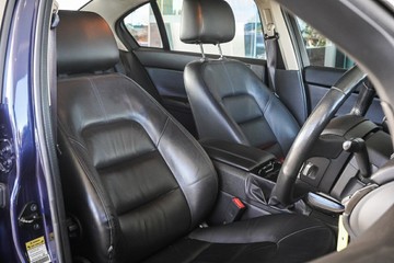 https://vehicle-cdn.autoleague.cloud/31373_U309895_16.jpg