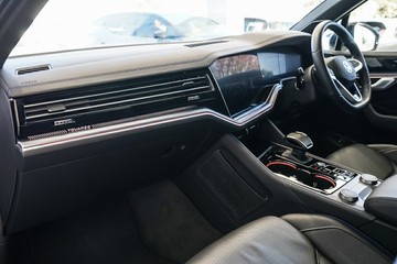 https://vehicle-cdn.autoleague.cloud/31373_U309918_22.jpg