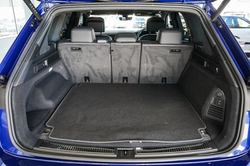 https://vehicle-cdn.autoleague.cloud/31373_U309918_9.jpg