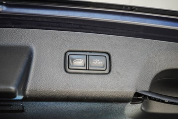 https://vehicle-cdn.autoleague.cloud/31373_U309924_11.jpg
