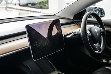 https://vehicle-cdn.autoleague.cloud/31373_U309926_18.jpg