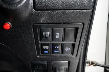https://vehicle-cdn.autoleague.cloud/31373_U309930_14.jpg