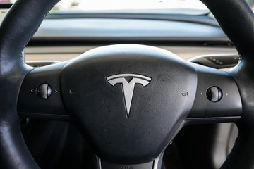 https://vehicle-cdn.autoleague.cloud/31373_U309937_14.jpg