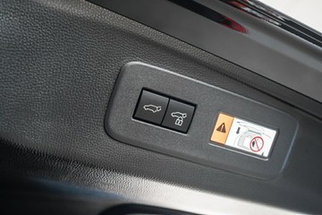 https://vehicle-cdn.autoleague.cloud/31373_U309943_10.jpg