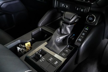 https://vehicle-cdn.autoleague.cloud/31373_U309943_20.jpg