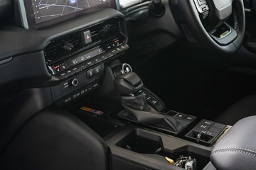 https://vehicle-cdn.autoleague.cloud/31373_U309943_23.jpg