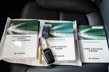 https://vehicle-cdn.autoleague.cloud/31373_U309943_24.jpg