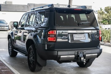 https://vehicle-cdn.autoleague.cloud/31373_U309943_5.jpg