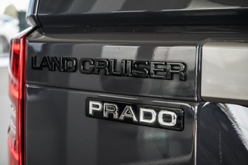 https://vehicle-cdn.autoleague.cloud/31373_U309943_8.jpg