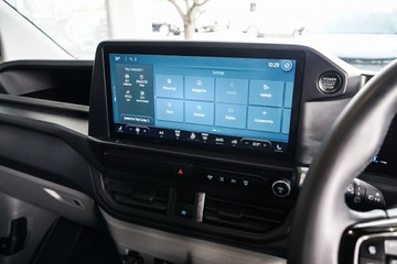 https://vehicle-cdn.autoleague.cloud/31373_U309947_16.jpg