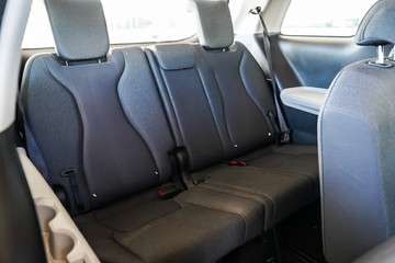https://vehicle-cdn.autoleague.cloud/31373_U309951_13.jpg