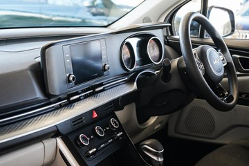 https://vehicle-cdn.autoleague.cloud/31373_U309951_23.jpg