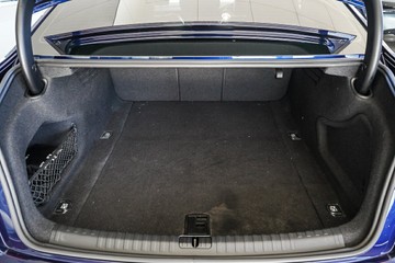 https://vehicle-cdn.autoleague.cloud/31373_U309958_10.jpg