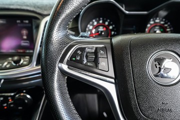 https://vehicle-cdn.autoleague.cloud/31373_U309962_15.jpg