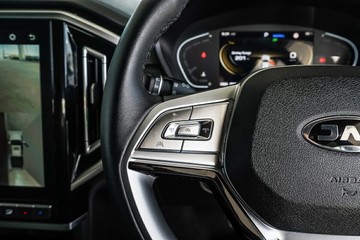 https://vehicle-cdn.autoleague.cloud/31373_U309967_13.jpg