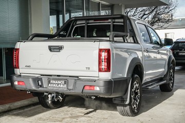 https://vehicle-cdn.autoleague.cloud/31373_U309967_8.jpg