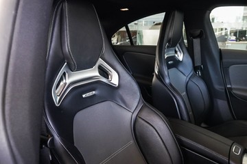 https://vehicle-cdn.autoleague.cloud/31373_U309968_14.jpg