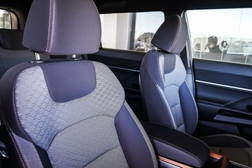 https://vehicle-cdn.autoleague.cloud/31373_U309972_12.jpg