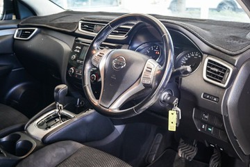https://vehicle-cdn.autoleague.cloud/31373_U309973_13.jpg