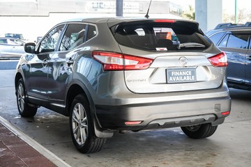 https://vehicle-cdn.autoleague.cloud/31373_U309973_6.jpg